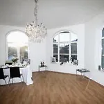 Apartment Chateau