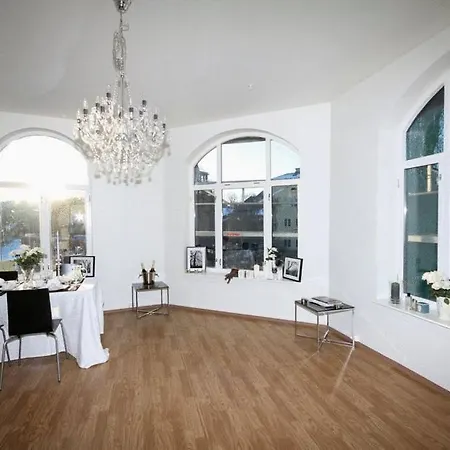 Apartament Chateau *