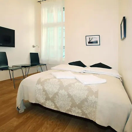 アパート Chateau